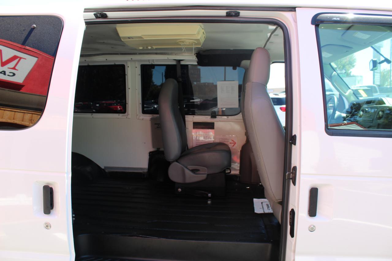 Ford Econoline Cargo Van E-350 Super Duty Ext Recreational 2009