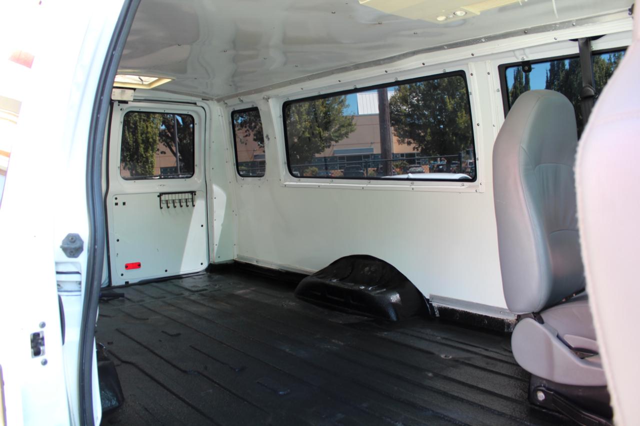 Ford Econoline Cargo Van E-350 Super Duty Ext Recreational 2009