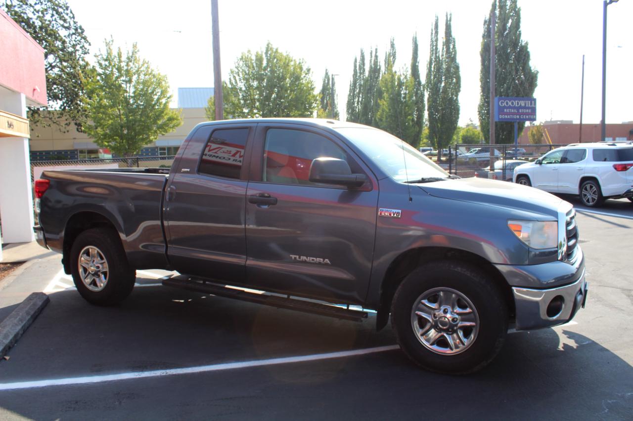 Toyota Tundra 2WD Truck Dbl 5.7L V8 6-Spd AT (Natl) 2010