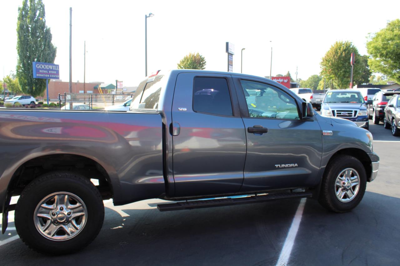 Toyota Tundra 2WD Truck Dbl 5.7L V8 6-Spd AT (Natl) 2010