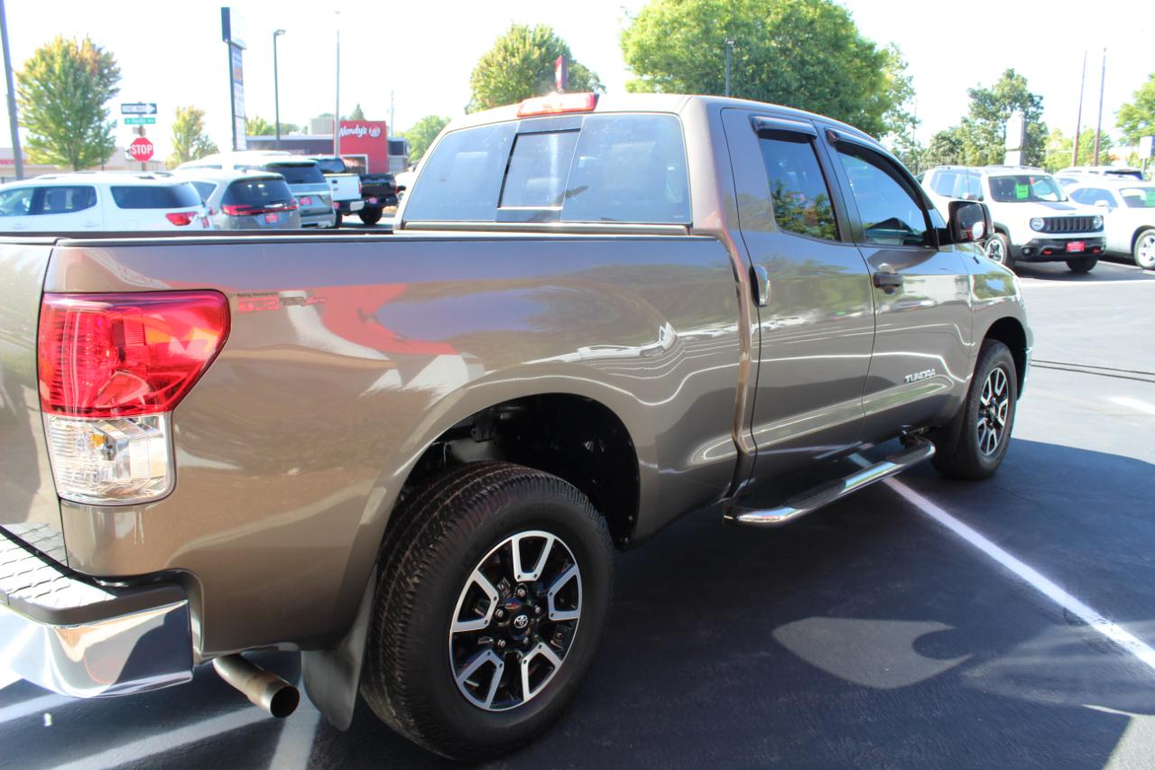 Toyota Tundra 2WD Truck Dbl 4.6L V8 6-Spd AT (Natl) 2010