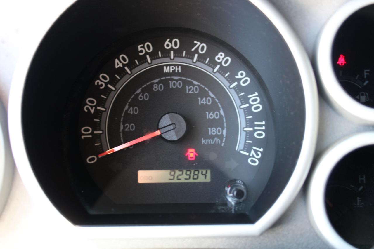 Toyota Tundra 2WD Truck Dbl 4.6L V8 6-Spd AT (Natl) 2010