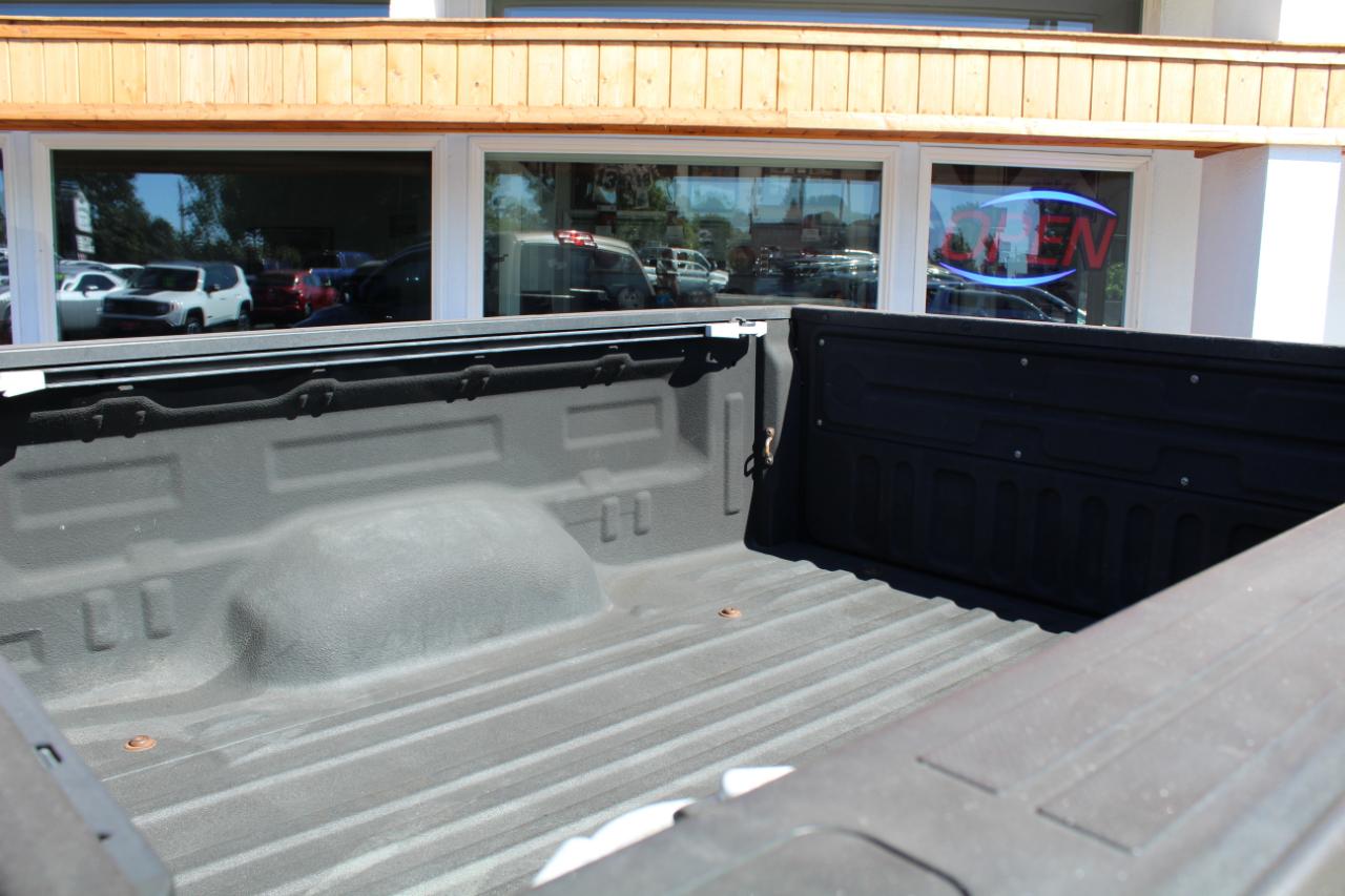 Toyota Tundra 2WD Truck Dbl 4.6L V8 6-Spd AT (Natl) 2010