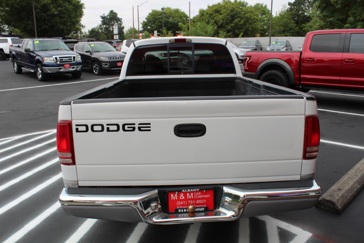 Dodge Dakota Club Cab 131" WB Sport 2000