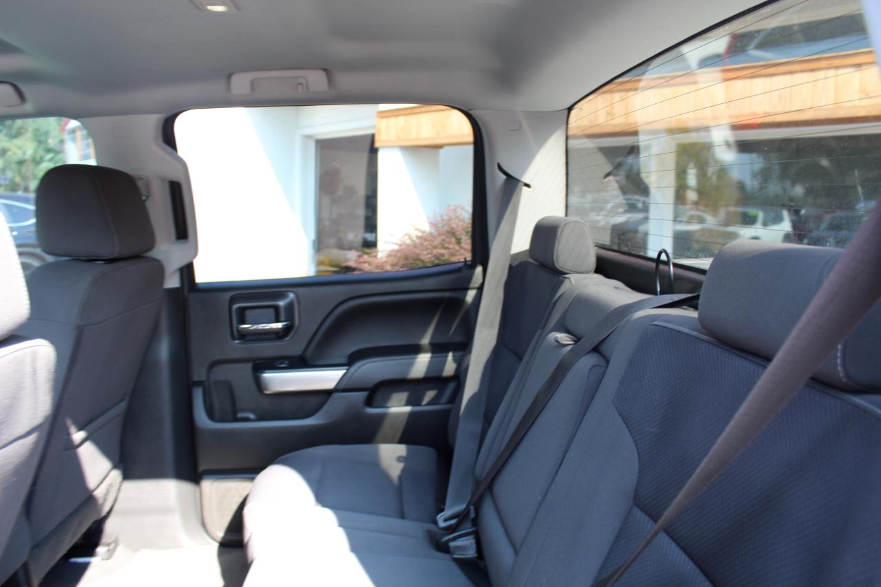 2018 Chevrolet Silverado 1500 LT - Photo 19