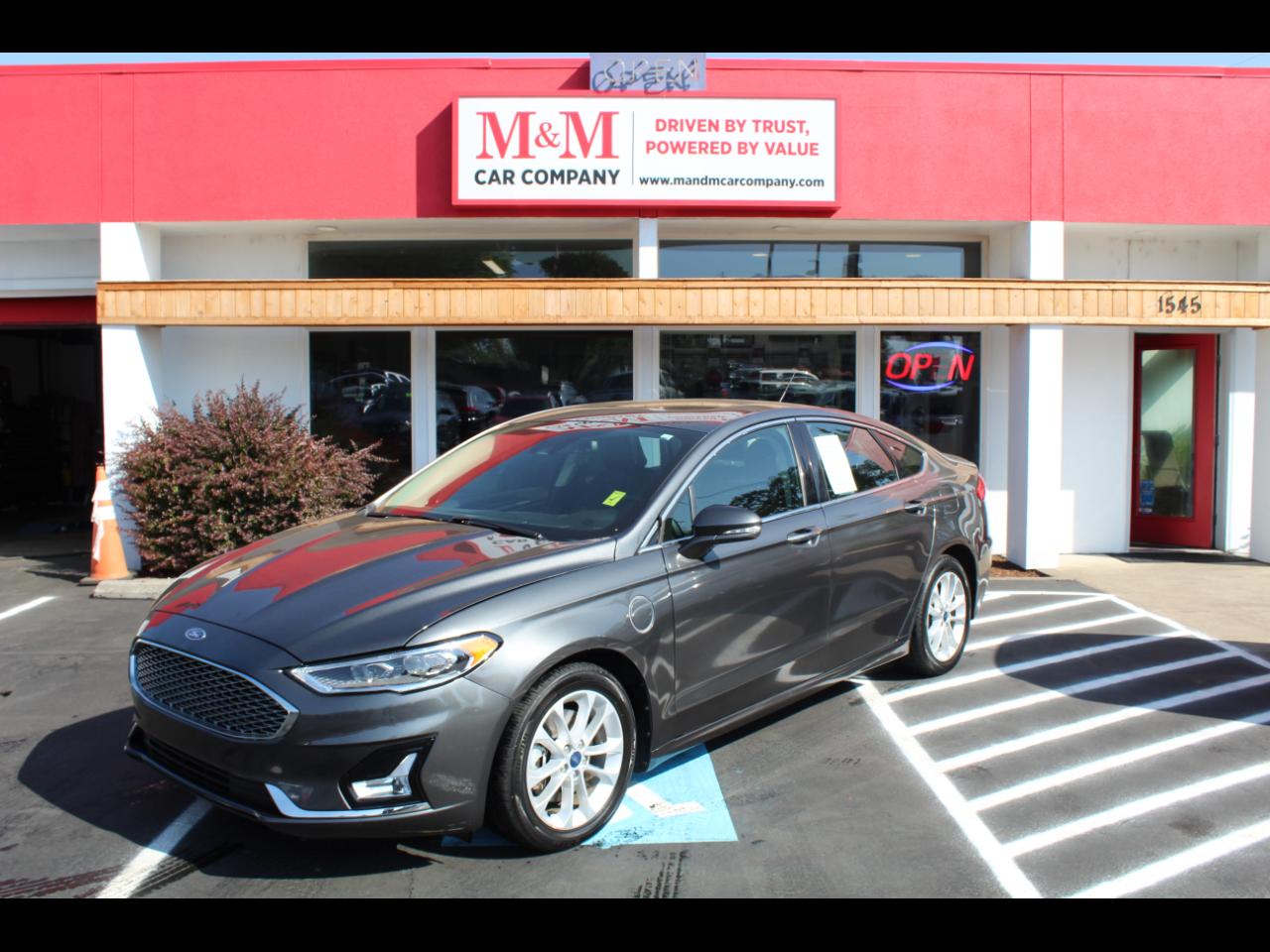 2020 Ford Fusion Plug-In Hybrid Titanium FWD