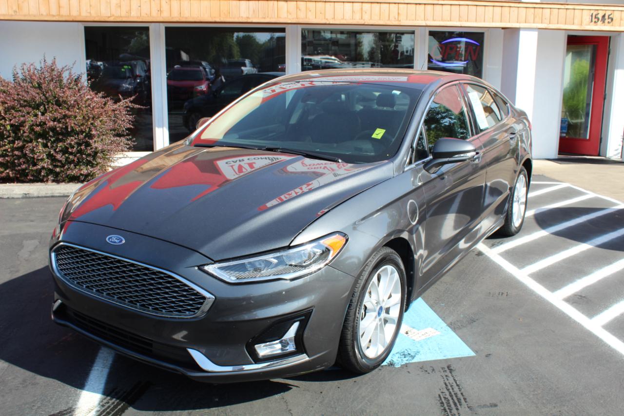 Ford Fusion Plug-In Hybrid Titanium FWD 2020
