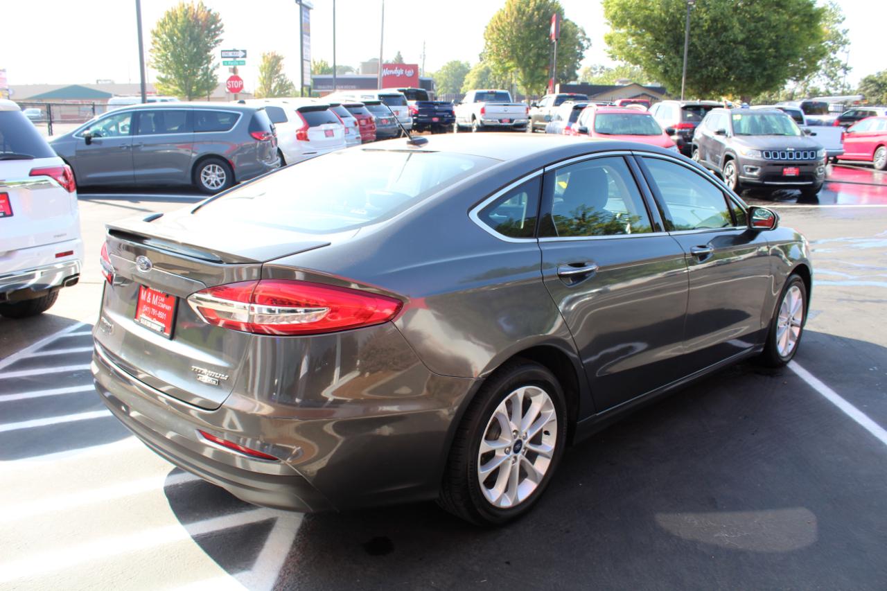 Ford Fusion Plug-In Hybrid Titanium FWD 2020