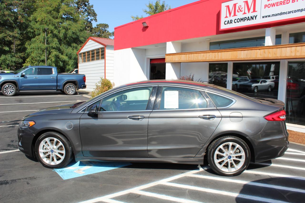 Ford Fusion Plug-In Hybrid Titanium FWD 2020