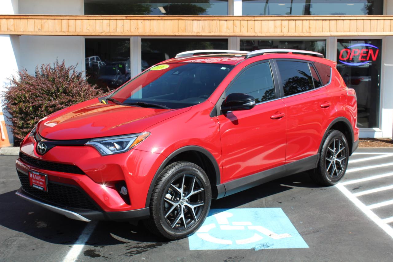 Toyota RAV4 AWD 4dr SE (Natl) 2016