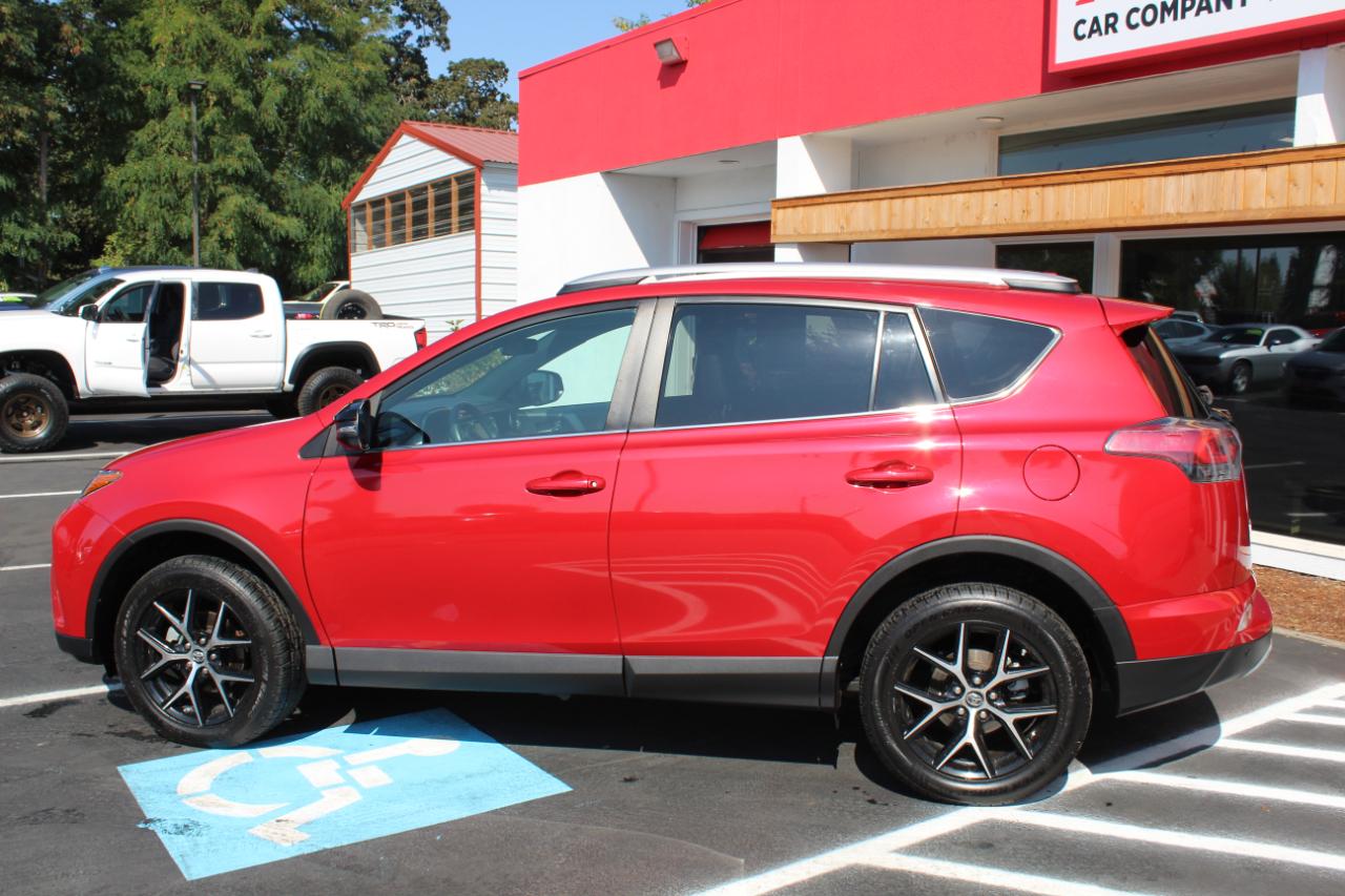 Toyota RAV4 AWD 4dr SE (Natl) 2016