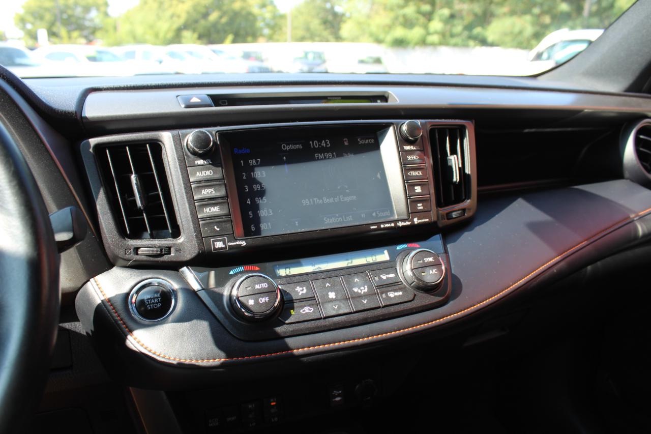 Toyota RAV4 AWD 4dr SE (Natl) 2016