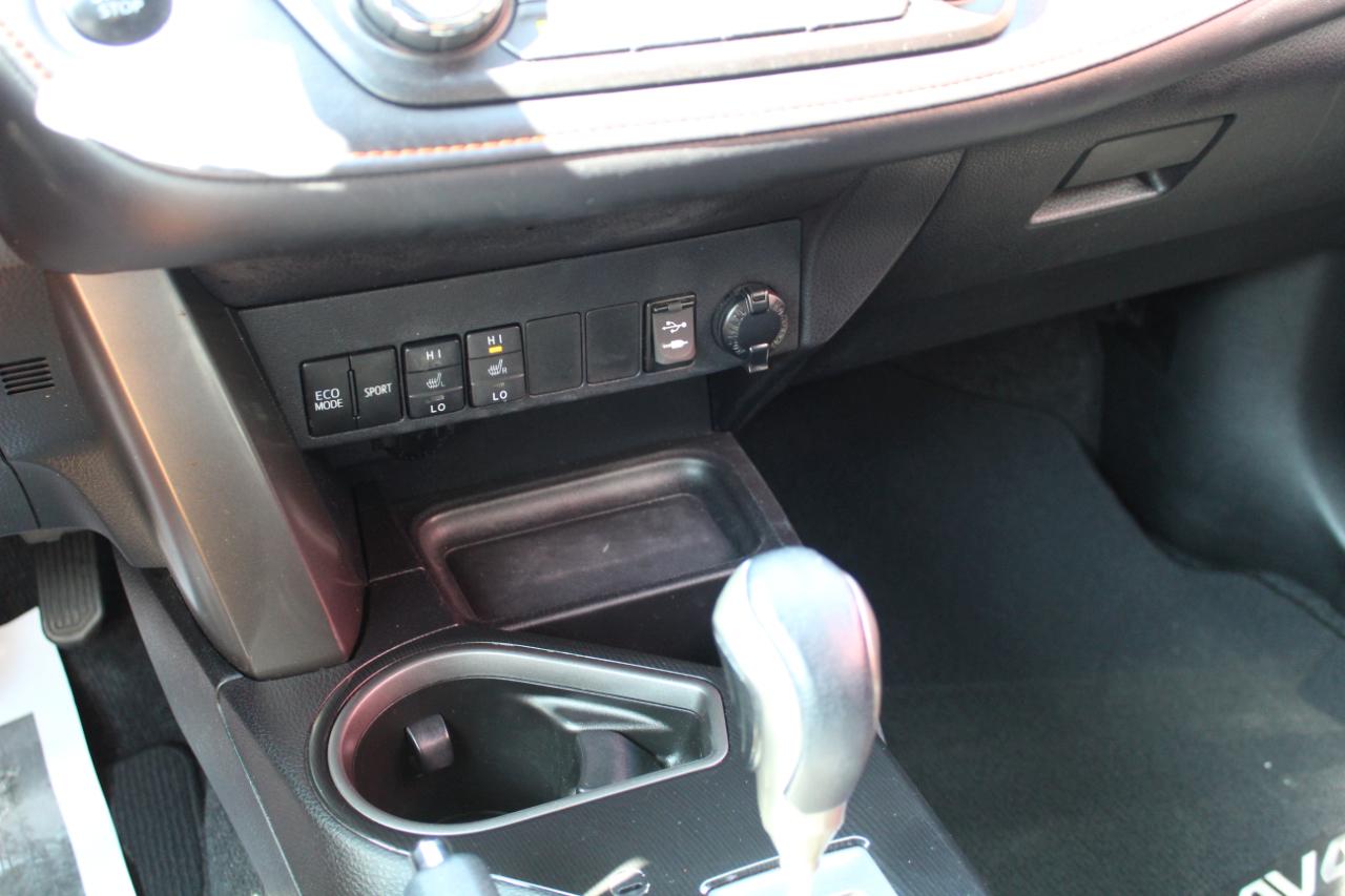 Toyota RAV4 AWD 4dr SE (Natl) 2016