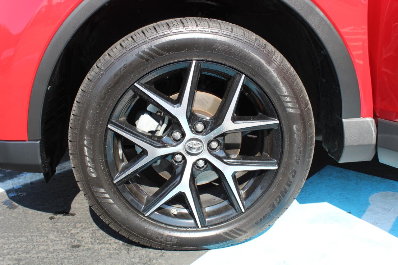 Toyota RAV4 AWD 4dr SE (Natl) 2016