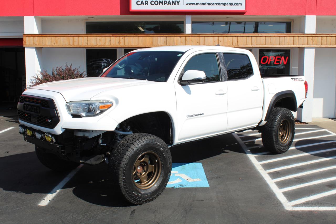 Toyota Tacoma TRD Off Road Double Cab 5' Bed V6 4x2 AT (Natl) 2018