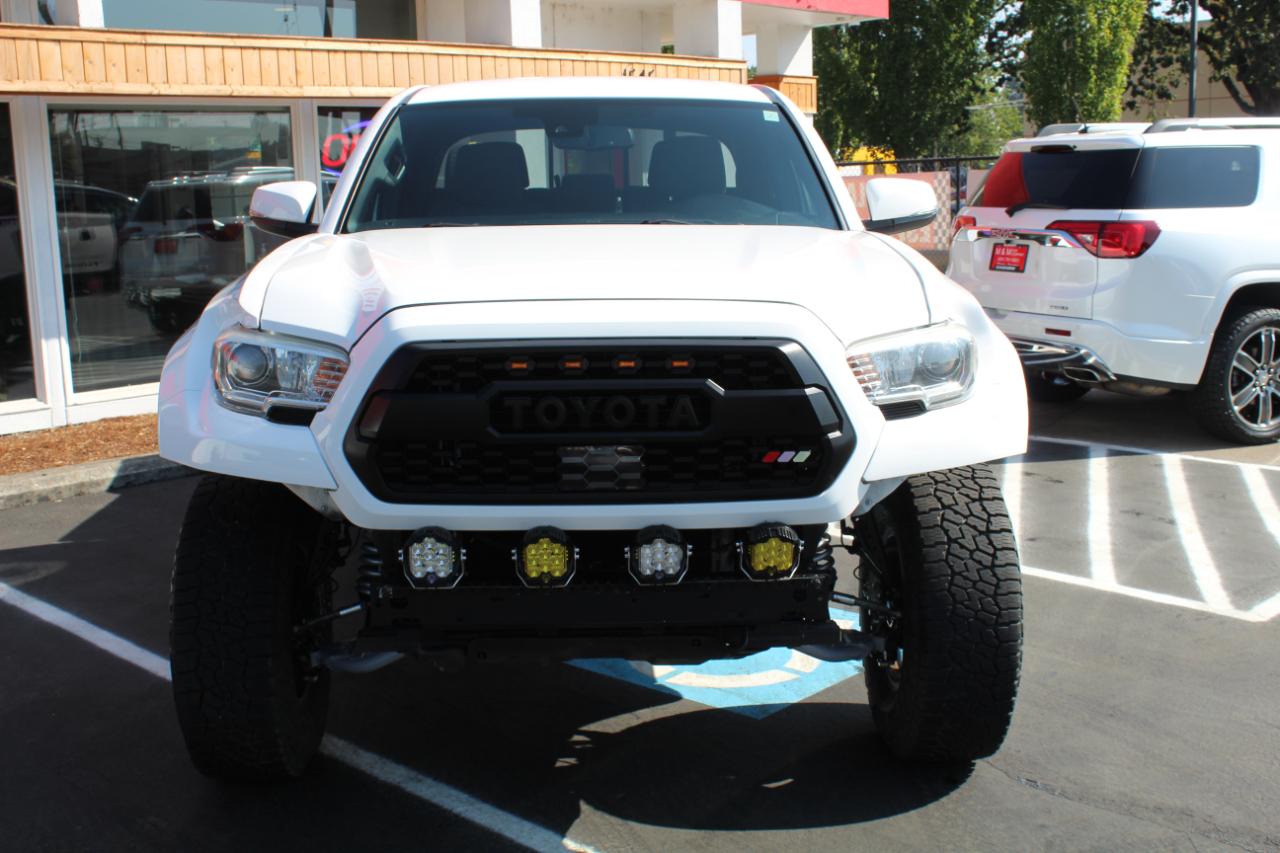 Toyota Tacoma TRD Off Road Double Cab 5' Bed V6 4x2 AT (Natl) 2018