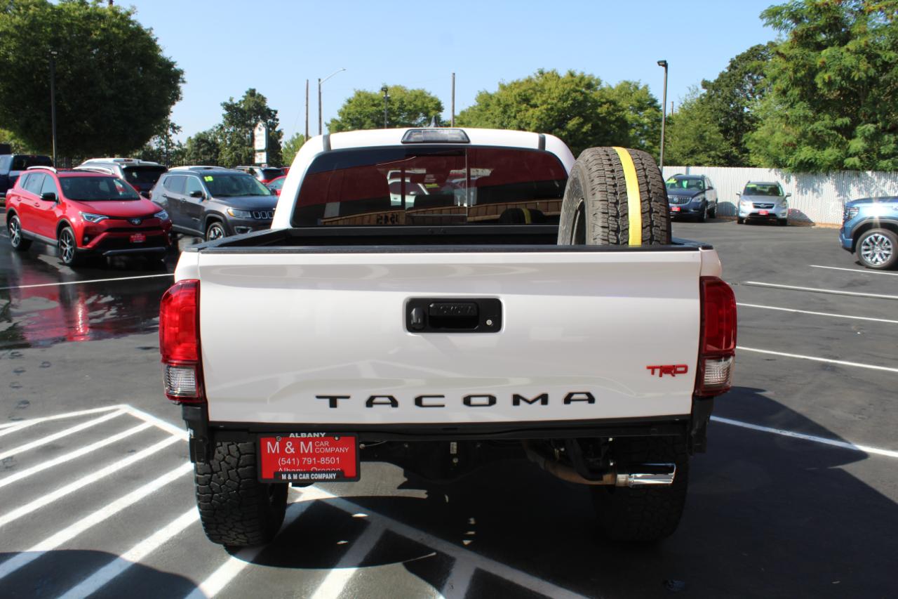 Toyota Tacoma TRD Off Road Double Cab 5' Bed V6 4x2 AT (Natl) 2018