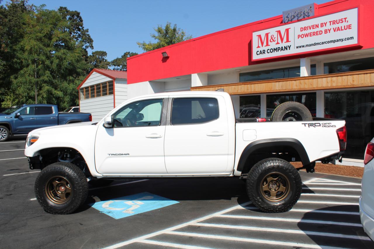 Toyota Tacoma TRD Off Road Double Cab 5' Bed V6 4x2 AT (Natl) 2018