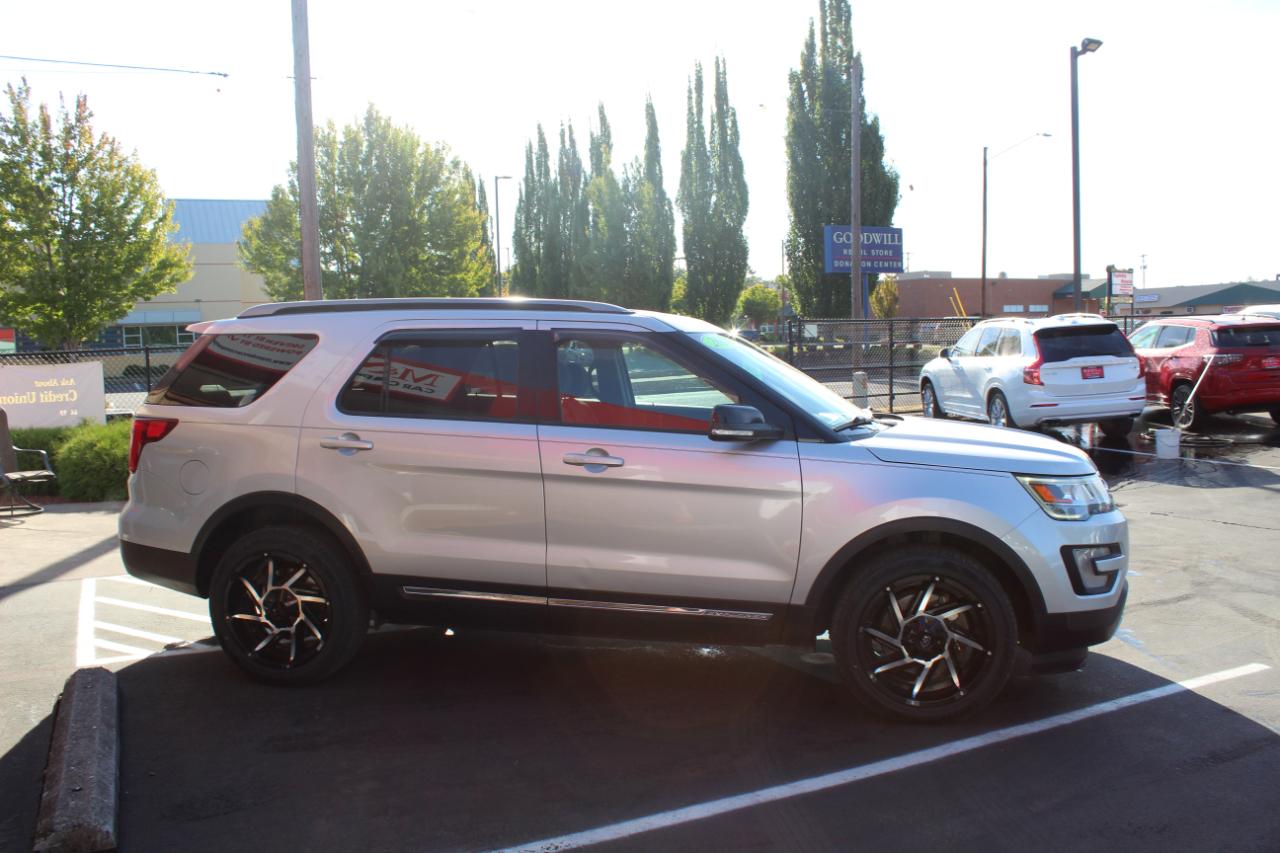 Ford Explorer 4WD 4dr XLT 2016