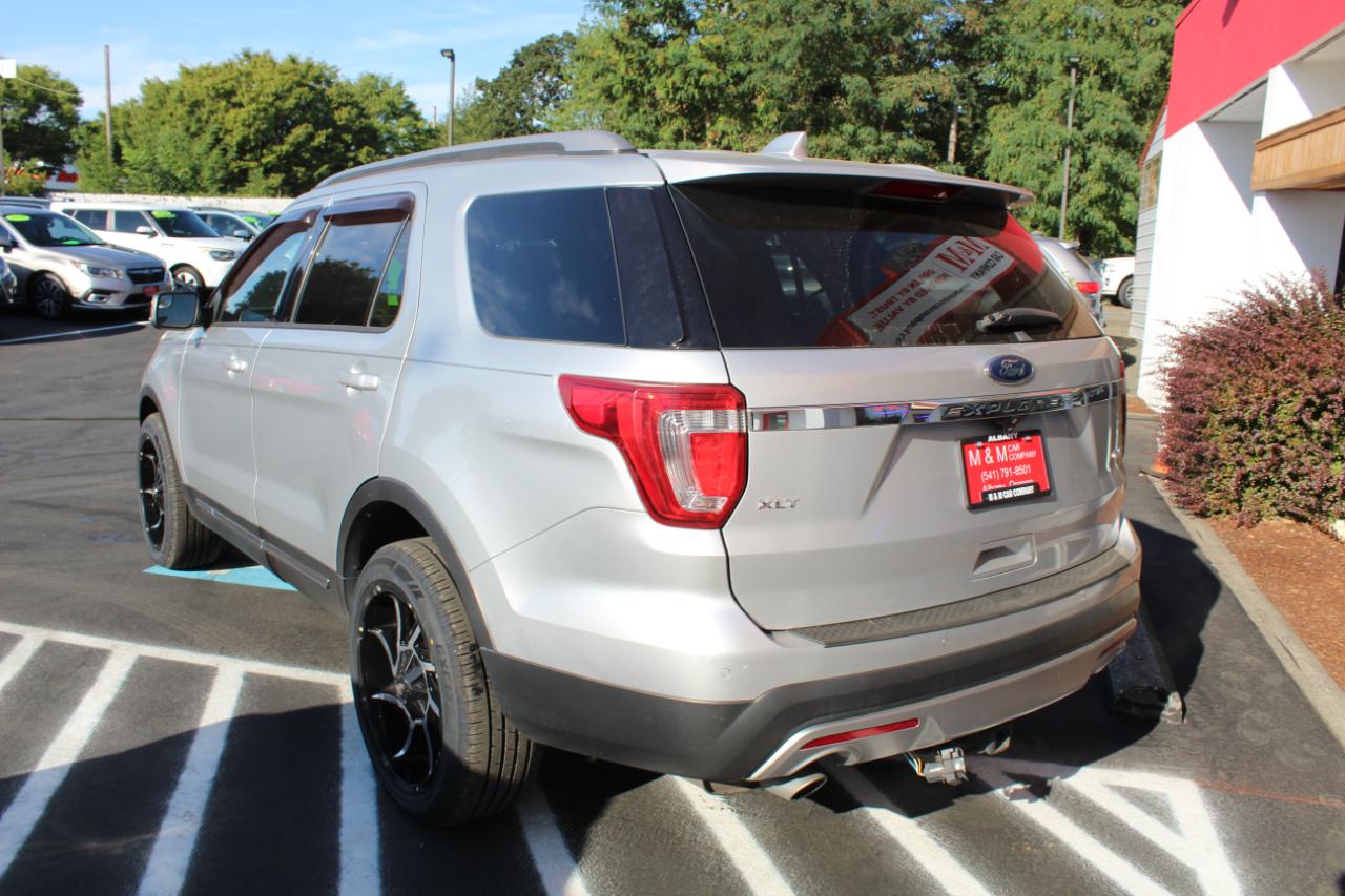 Ford Explorer 4WD 4dr XLT 2016