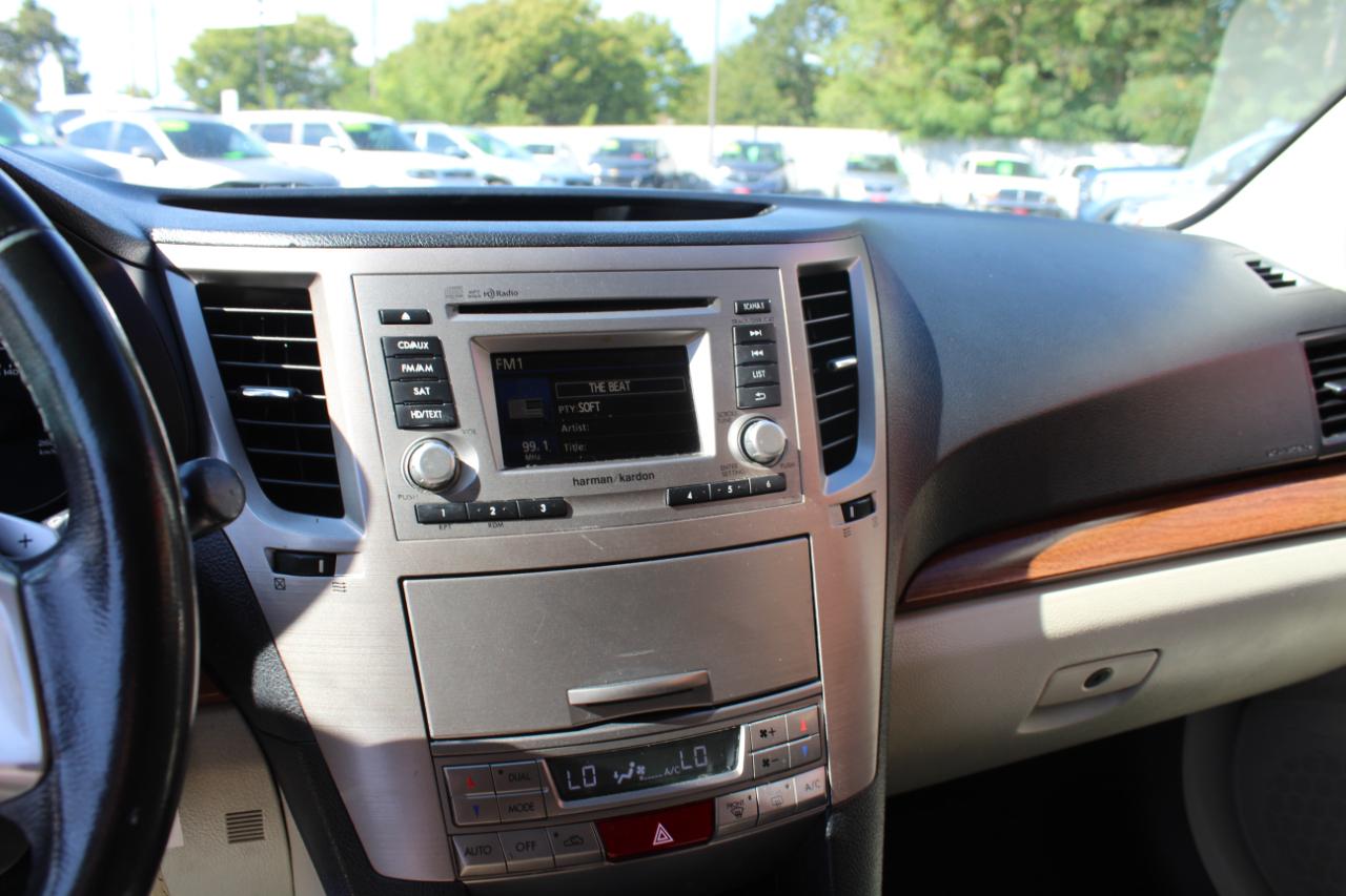 Subaru Outback 4dr Wgn H6 Auto 3.6R Limited 2013