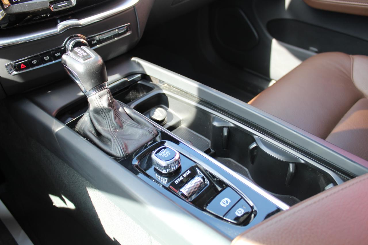 Volvo XC60 T5 AWD Momentum 2018