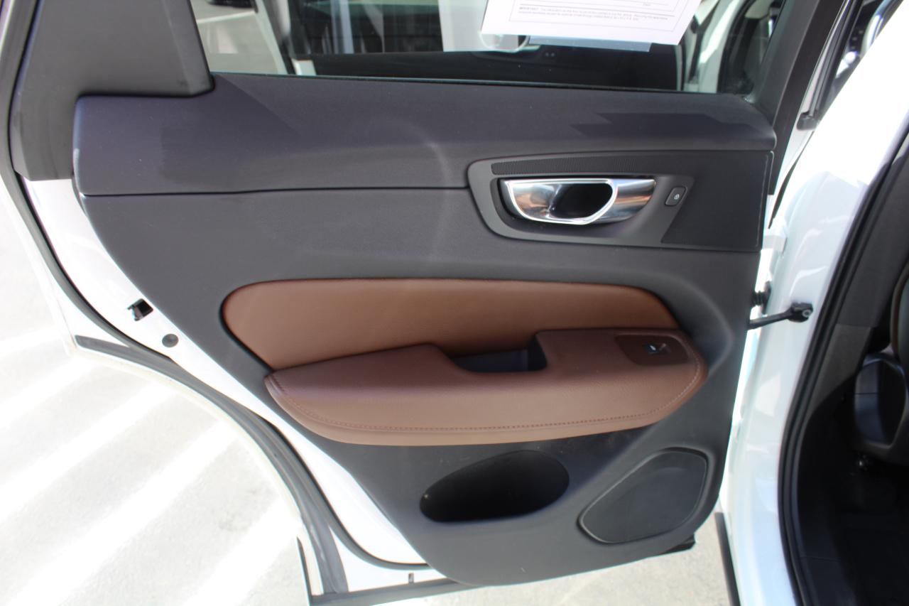 Volvo XC60 T5 AWD Momentum 2018