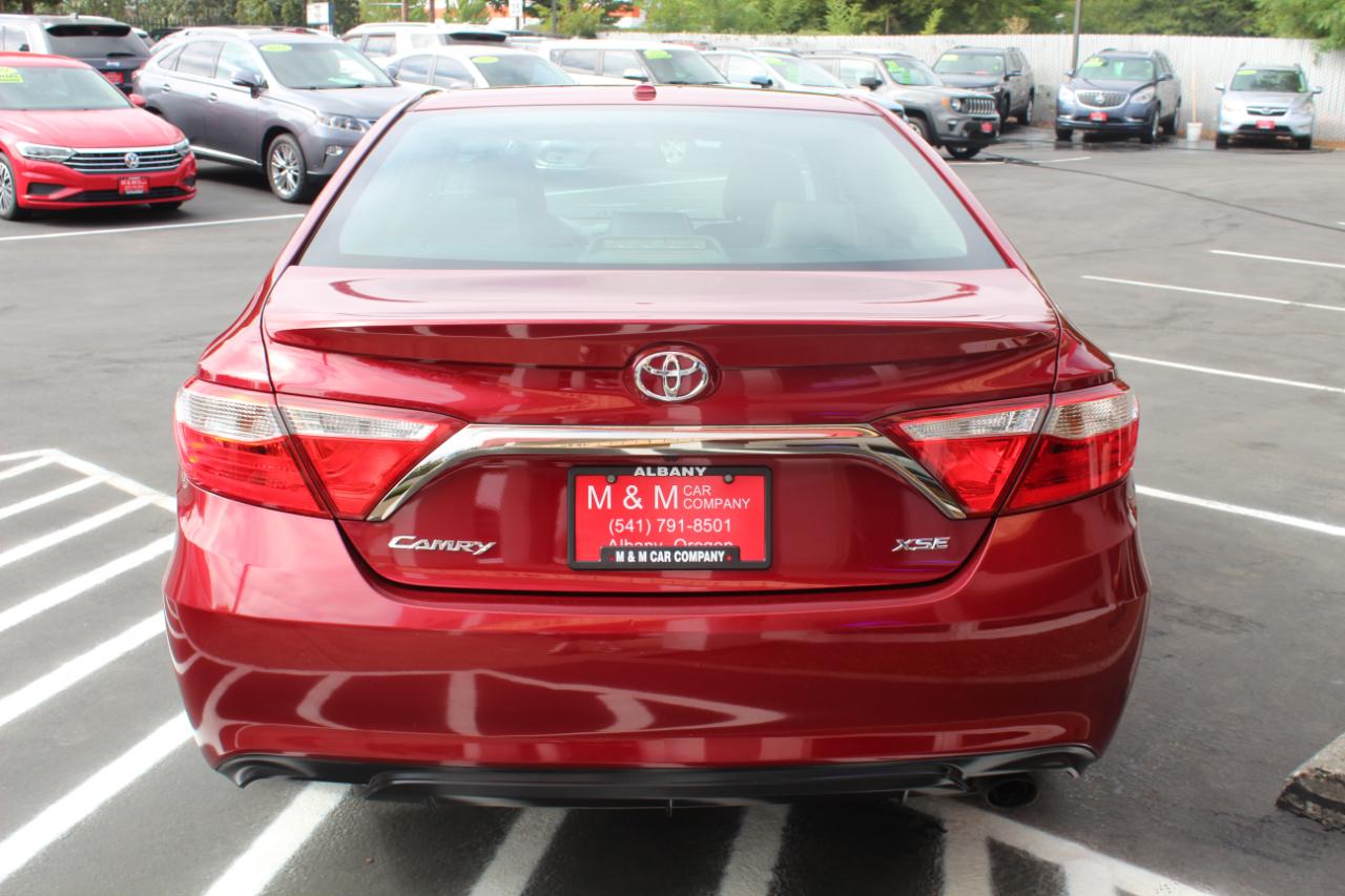 Toyota Camry  2015
