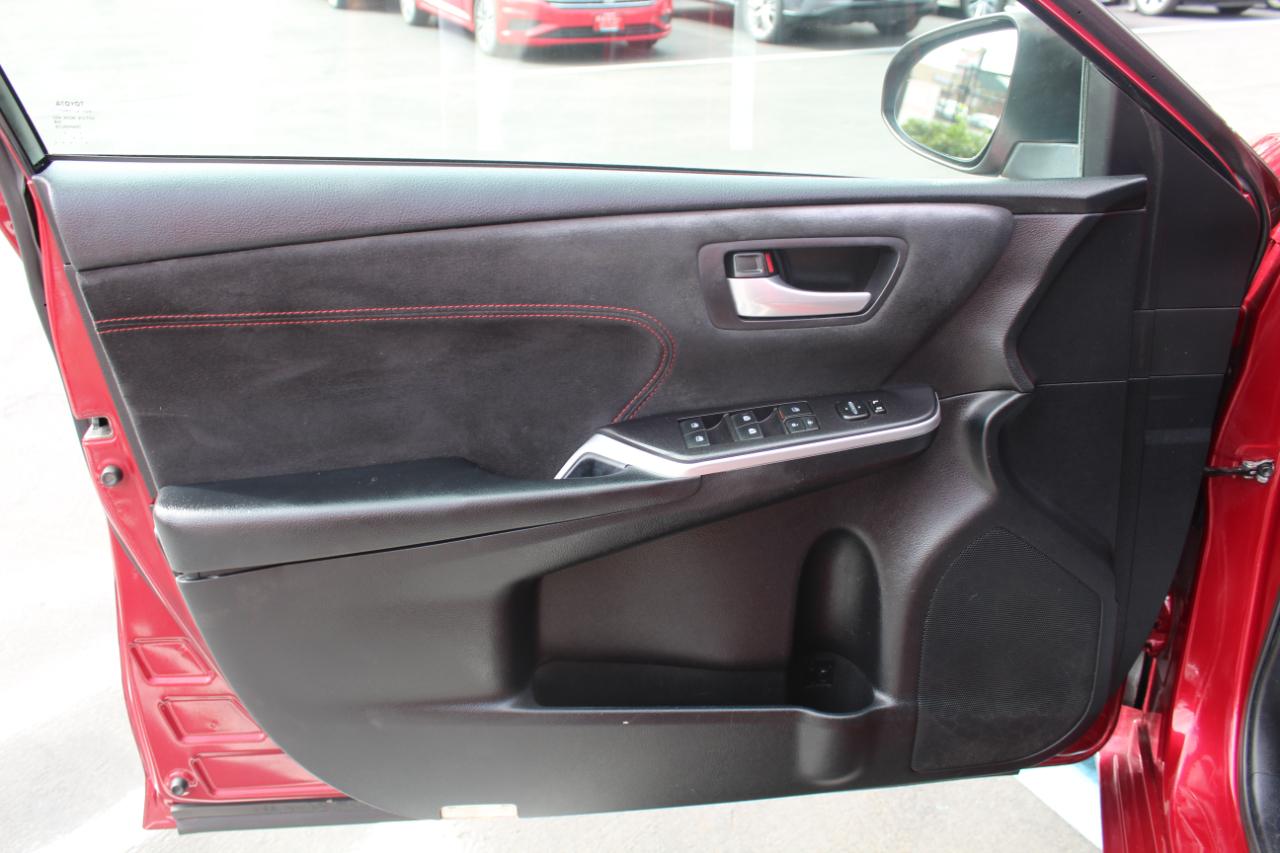 Toyota Camry  2015