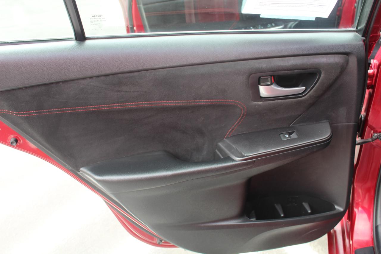 Toyota Camry  2015