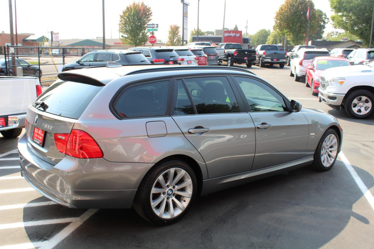 BMW 3 Series 4dr Sports Wgn 328i xDrive AWD 2012
