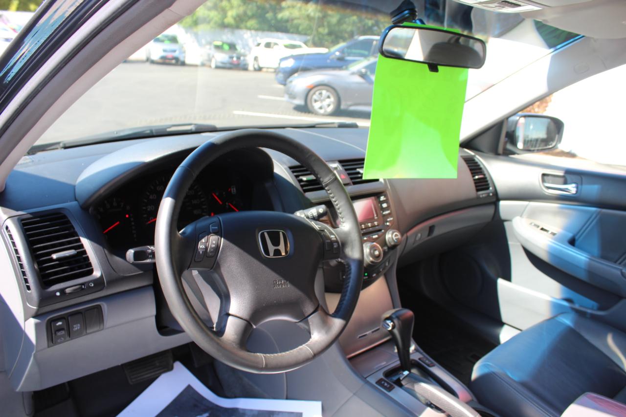 Honda Accord Sdn EX-L V6 AT 2005