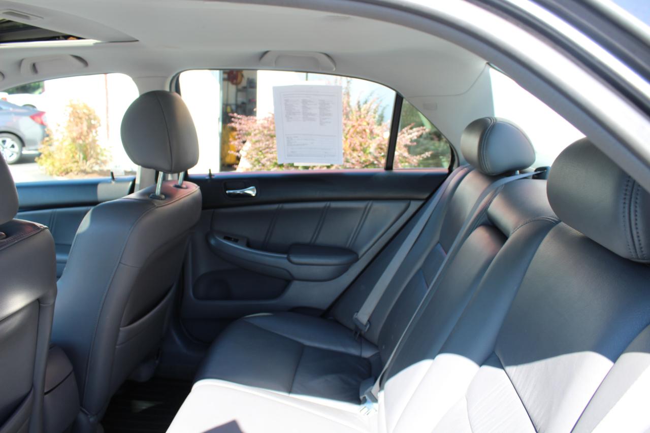 Honda Accord Sdn EX-L V6 AT 2005