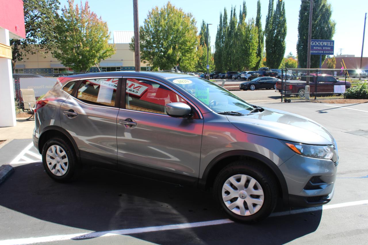 Nissan Rogue Sport FWD S 2020