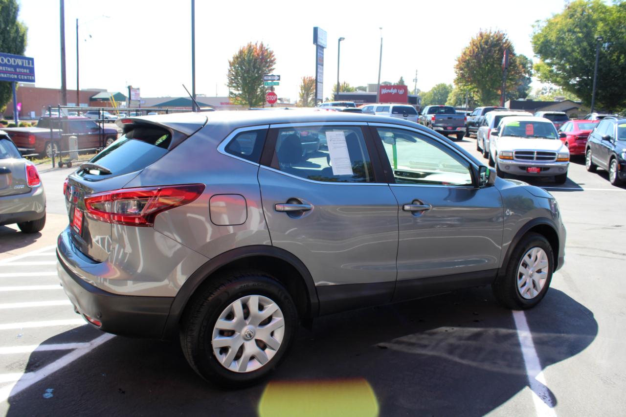Nissan Rogue Sport FWD S 2020