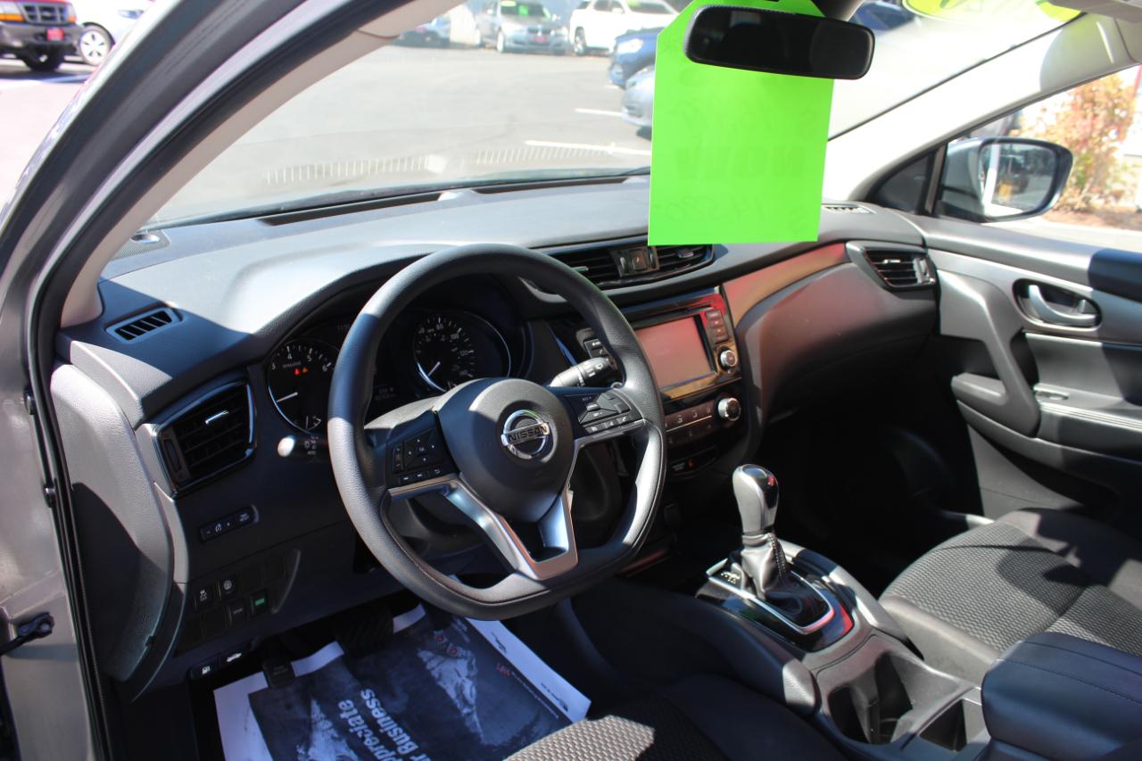 Nissan Rogue Sport FWD S 2020