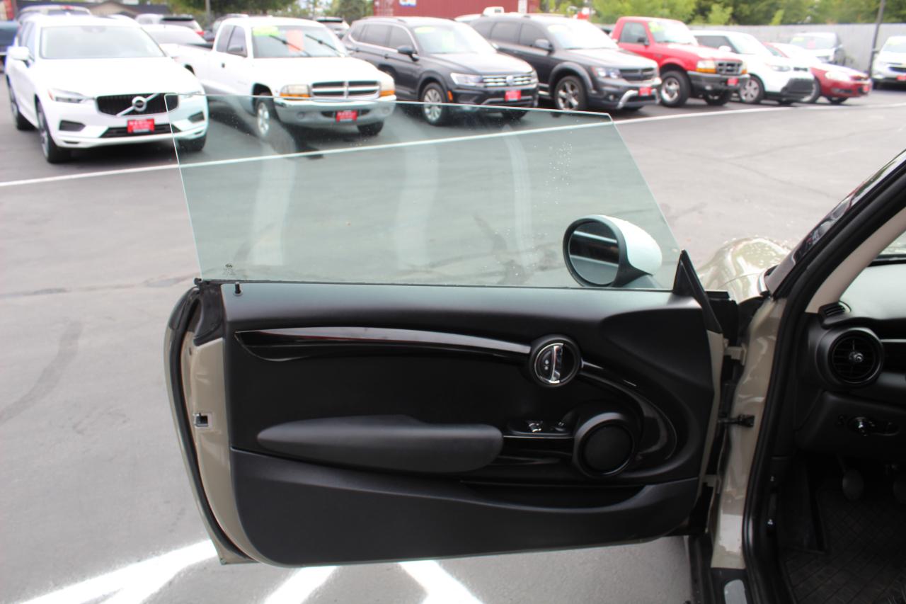MINI Hardtop 2 Door Cooper FWD 2019