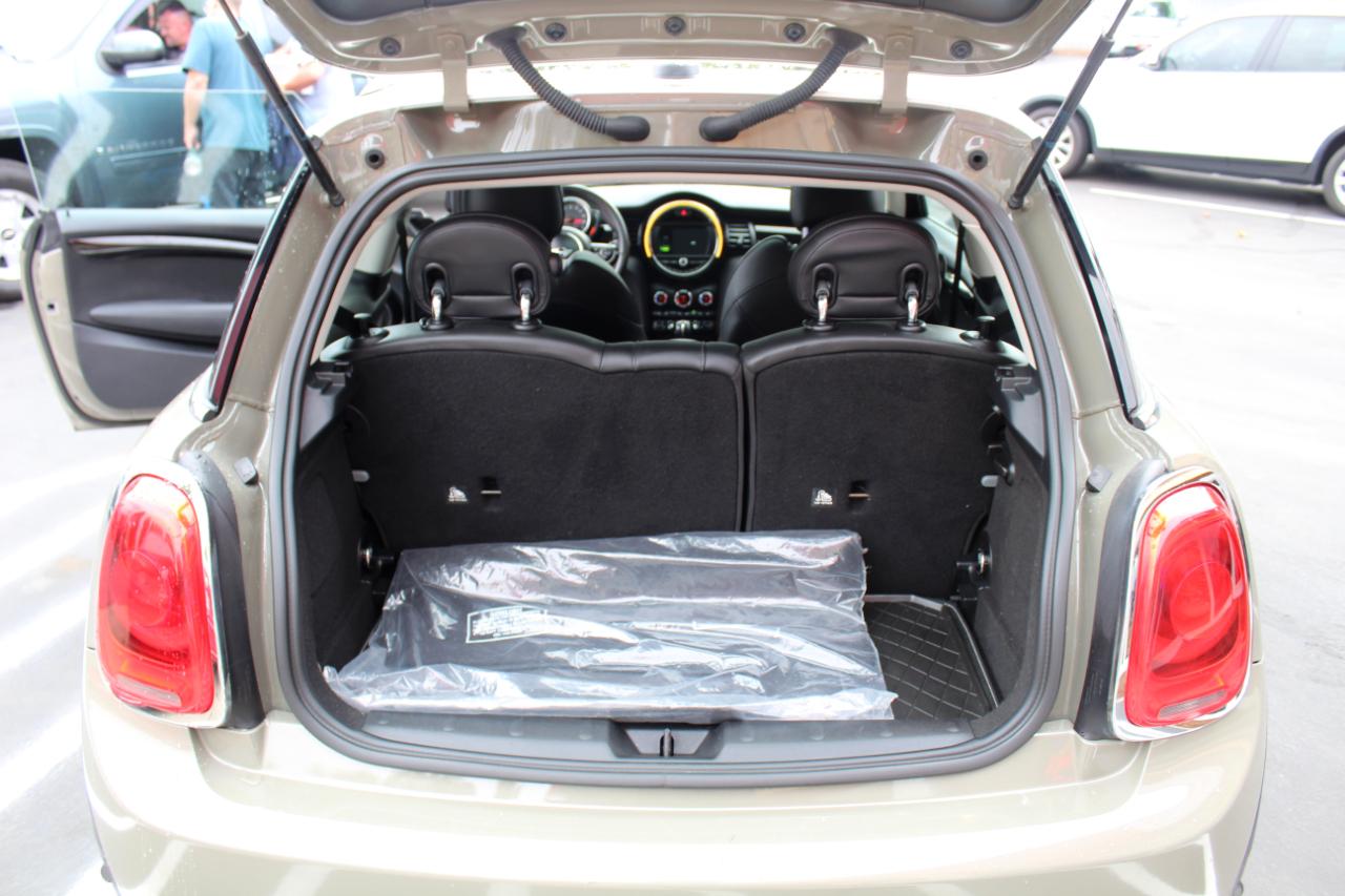 MINI Hardtop 2 Door Cooper FWD 2019