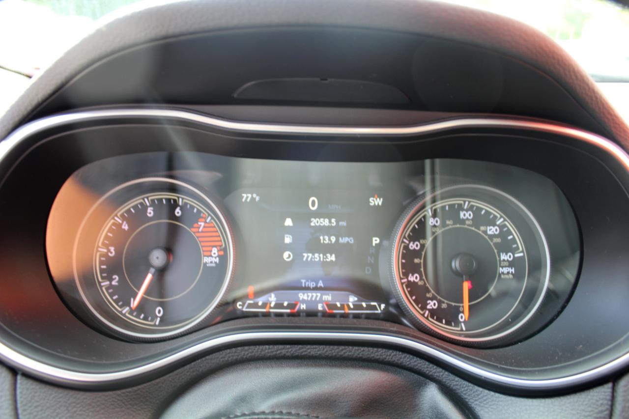 Jeep Cherokee photo 14