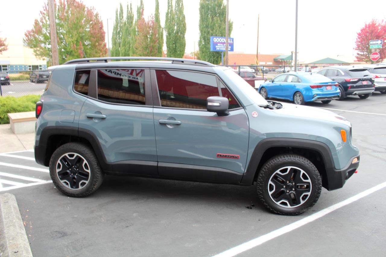 Jeep Renegade photo 7
