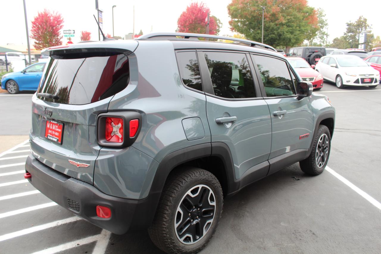 Jeep Renegade photo 9