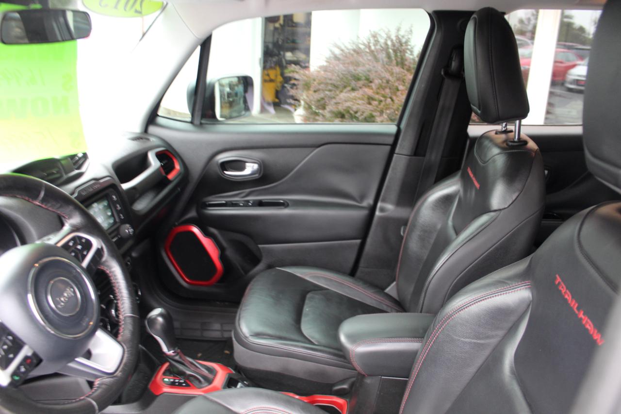Jeep Renegade photo 15