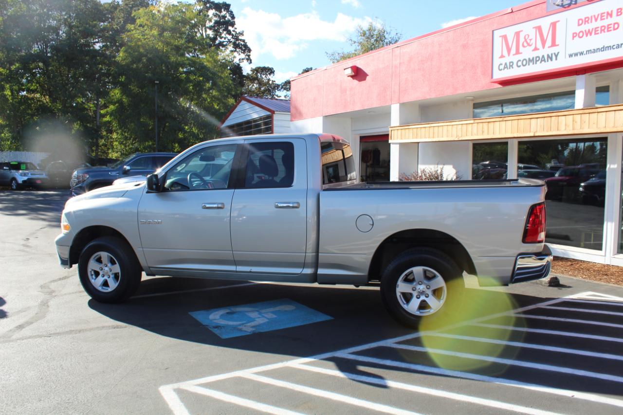 Dodge Ram 1500 4WD Quad Cab 140.5" SLT 2010