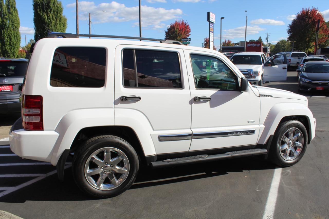 Jeep Liberty photo 5