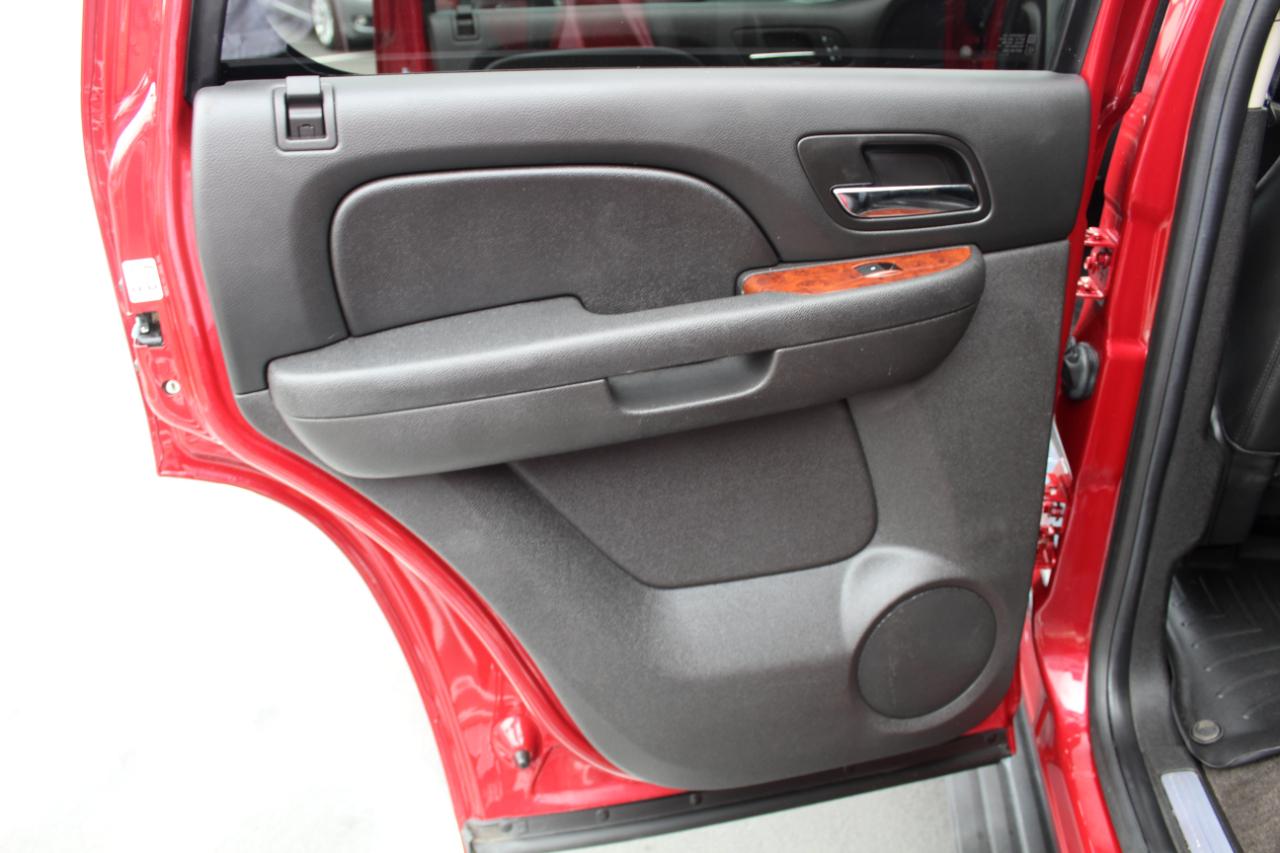 Chevrolet Tahoe photo 20