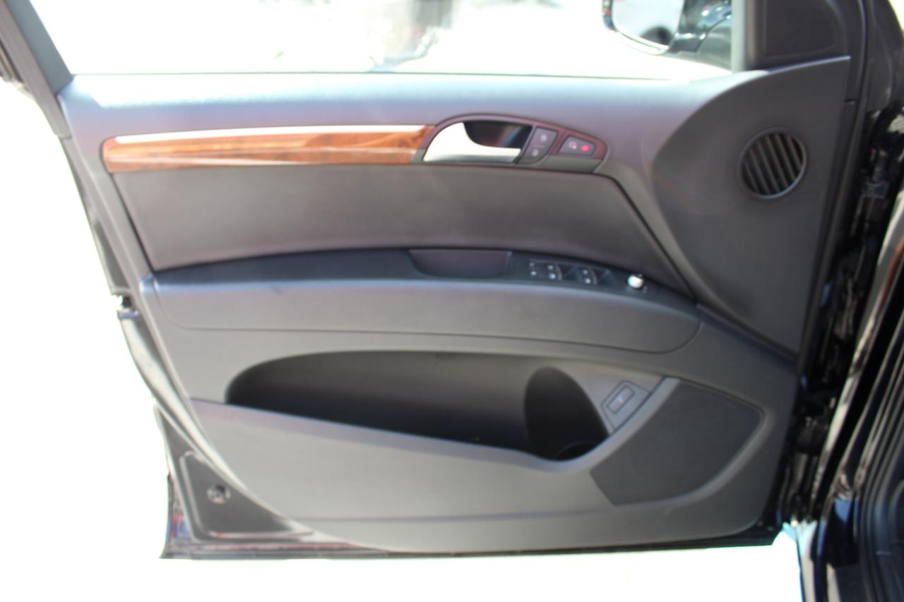 Audi Q7 photo 12