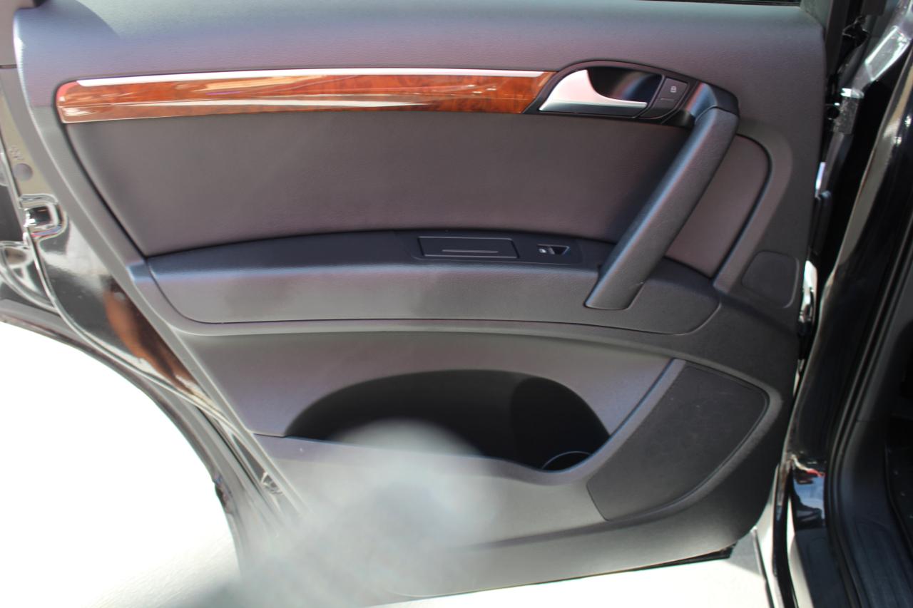 Audi Q7 photo 21