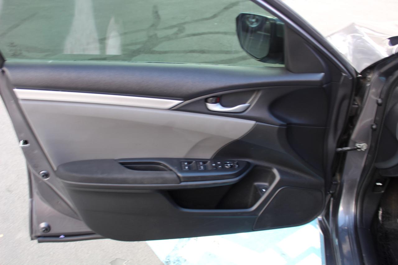 Honda Civic photo 11