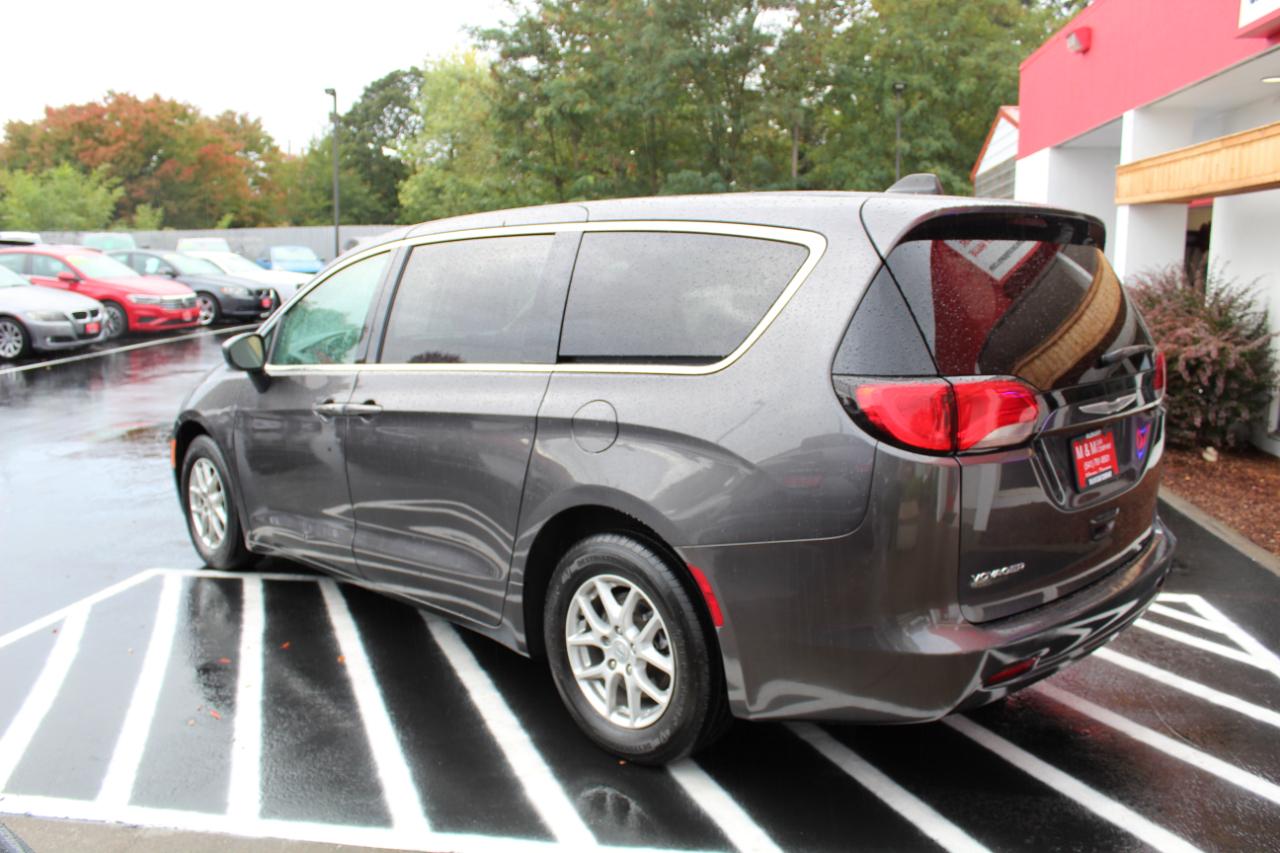 Chrysler Voyager photo 7