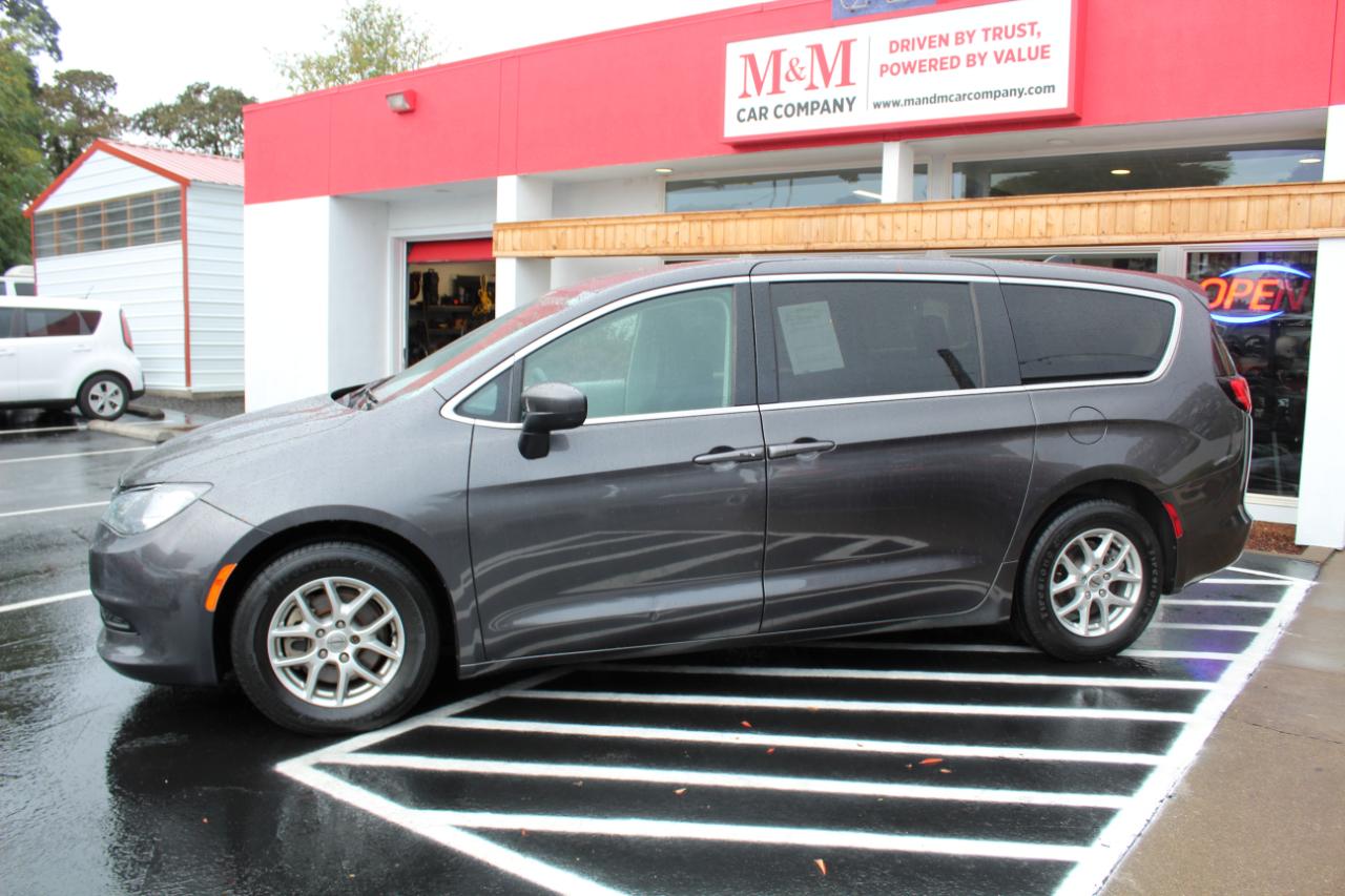 Chrysler Voyager photo 8